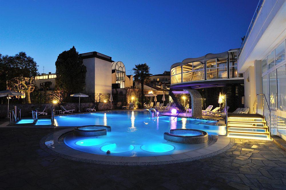 Hotel Terme Formentin Abano Terme Bagian luar foto