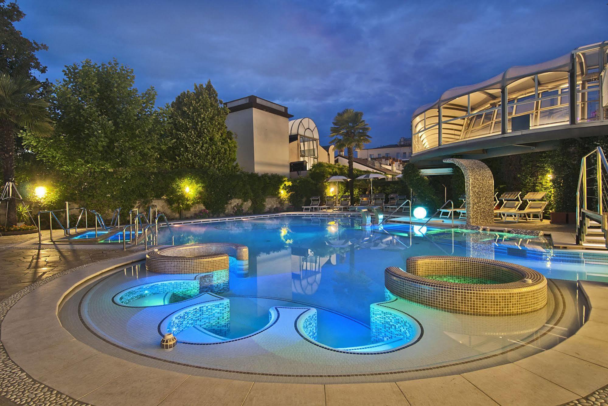Hotel Terme Formentin Abano Terme Bagian luar foto