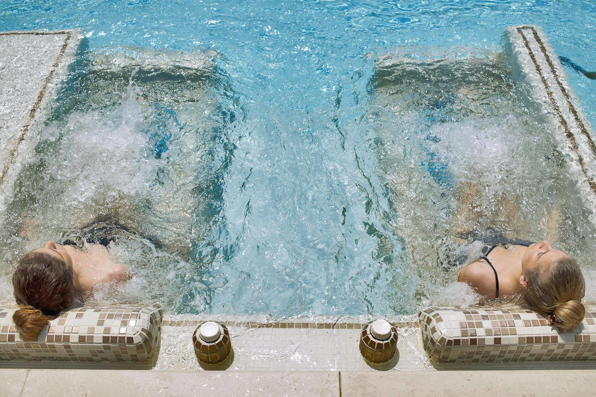Hotel Terme Formentin Abano Terme Bagian luar foto