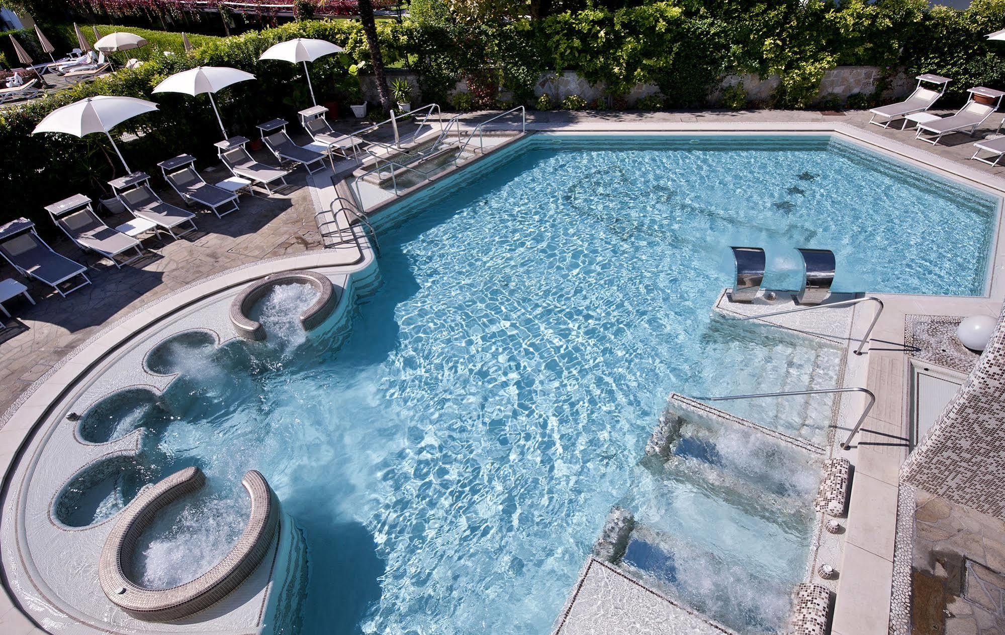 Hotel Terme Formentin Abano Terme Bagian luar foto